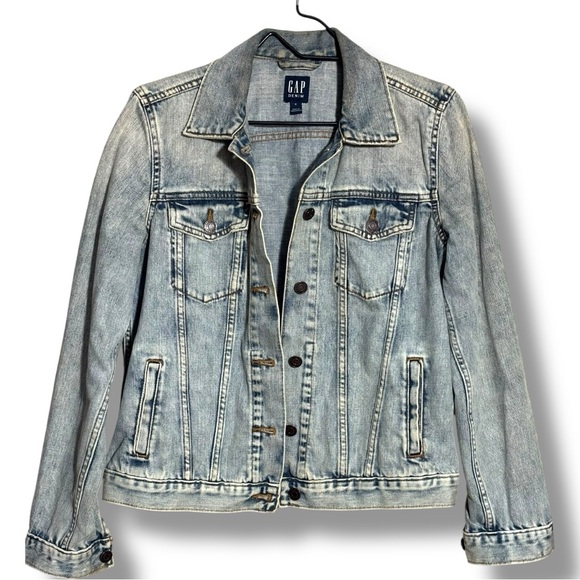 GAP Blue Light Wash Denim Slim Fit Button Front Closure Jacket With Four Pockets - Picture 14 of 16